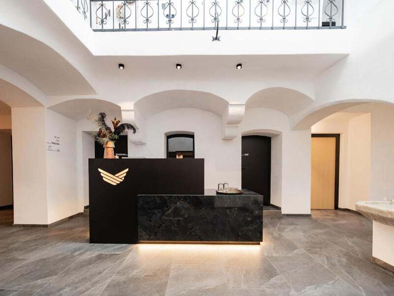 Schwarzer Adler Concept Living