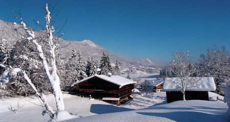 Lyžování v Alpbachtalu nebo Wildschönau - ilustrační fotografie