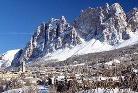 Lyžování v Cortině d'Ampezzo - ilustrační fotografie