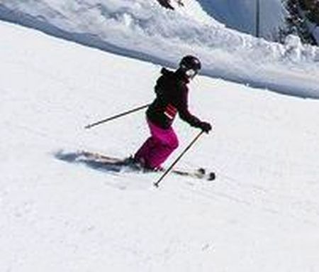 Lyžování v Madonně di Campiglio či Pinzolu - ilustrační fotografie